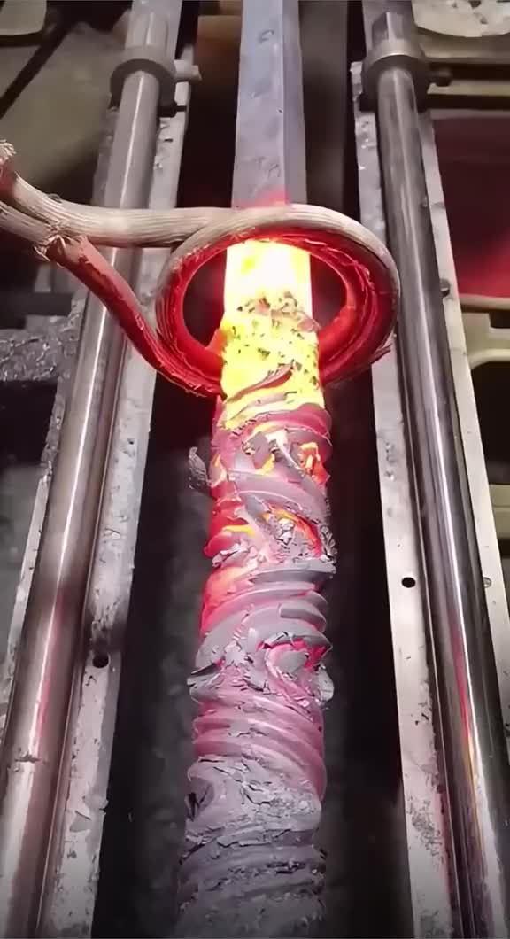 黑猴子的金箍棒来了！有点帅的