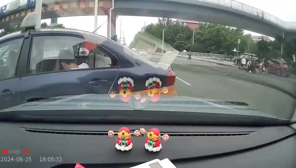 这不得怂恿乘客在投诉他一下