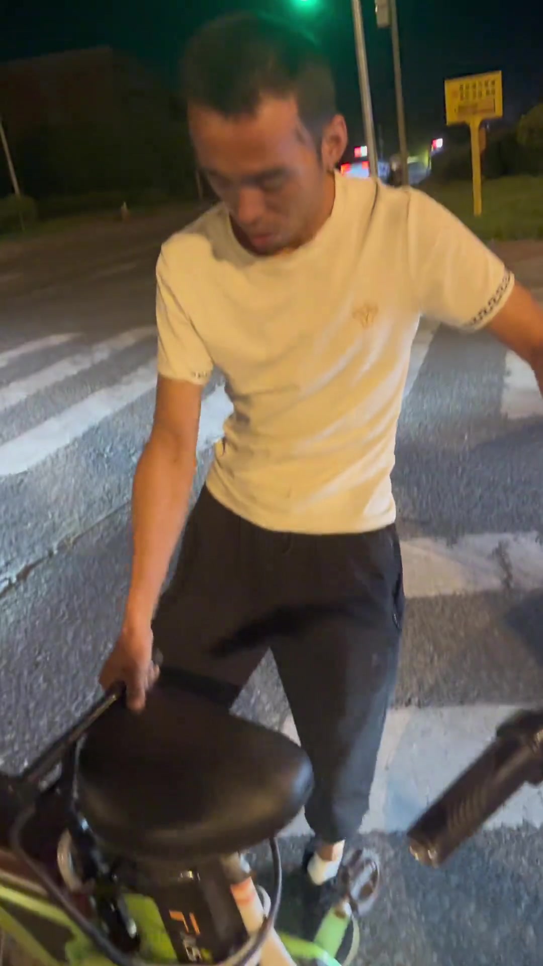 遇到肇事逃逸应该去追吗