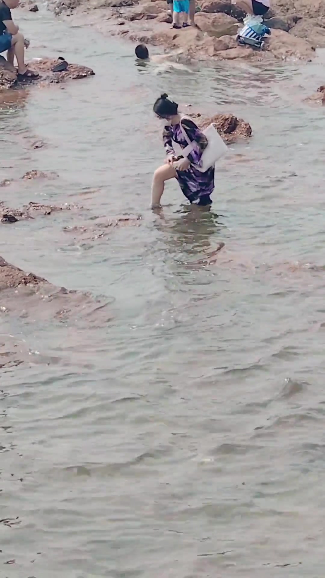 这要是撩起来还过不去，就尴尬了...