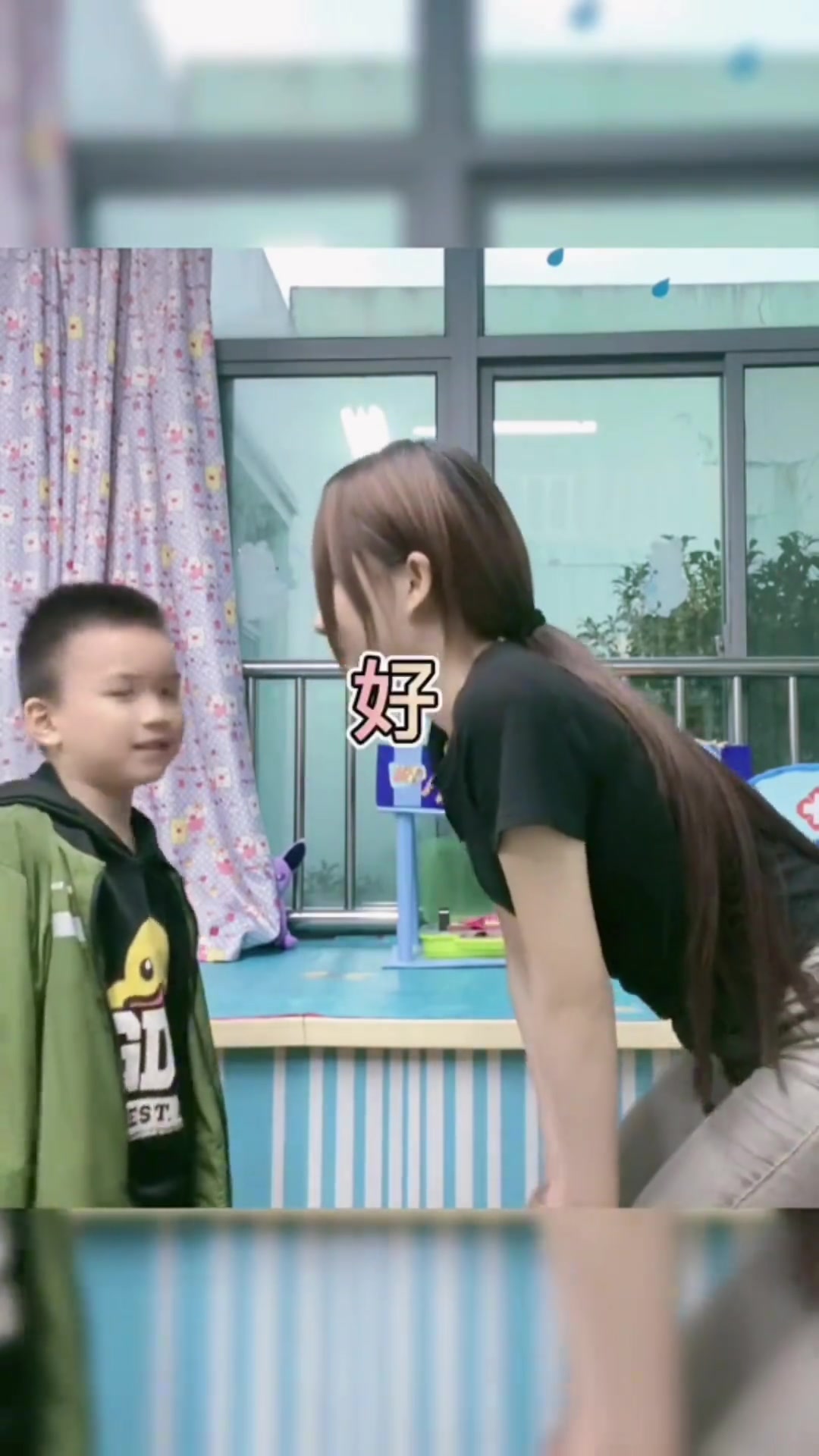 孩子们是不会说谎的，这个幼师至少50起嘛...