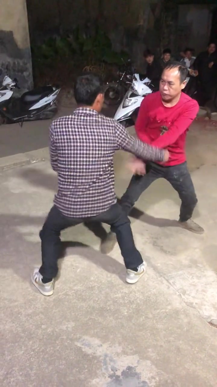 一个师傅教的，破不了招啊