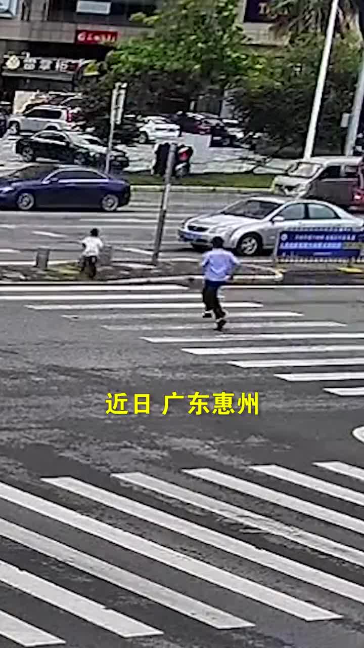 太危险了！家长必须要好好教育一下！差点害人害己