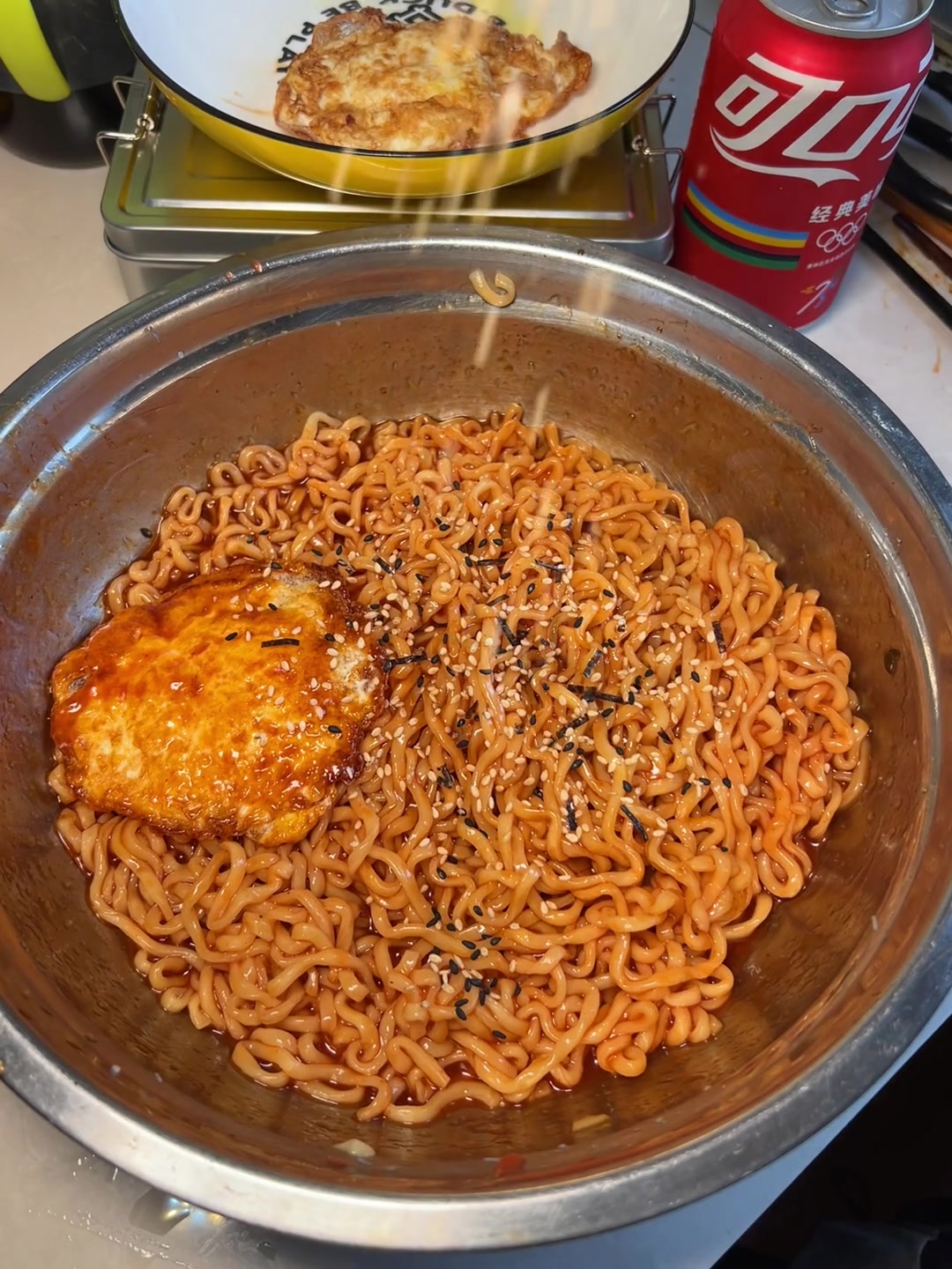 这个点来一口火鸡面得有多享受啊