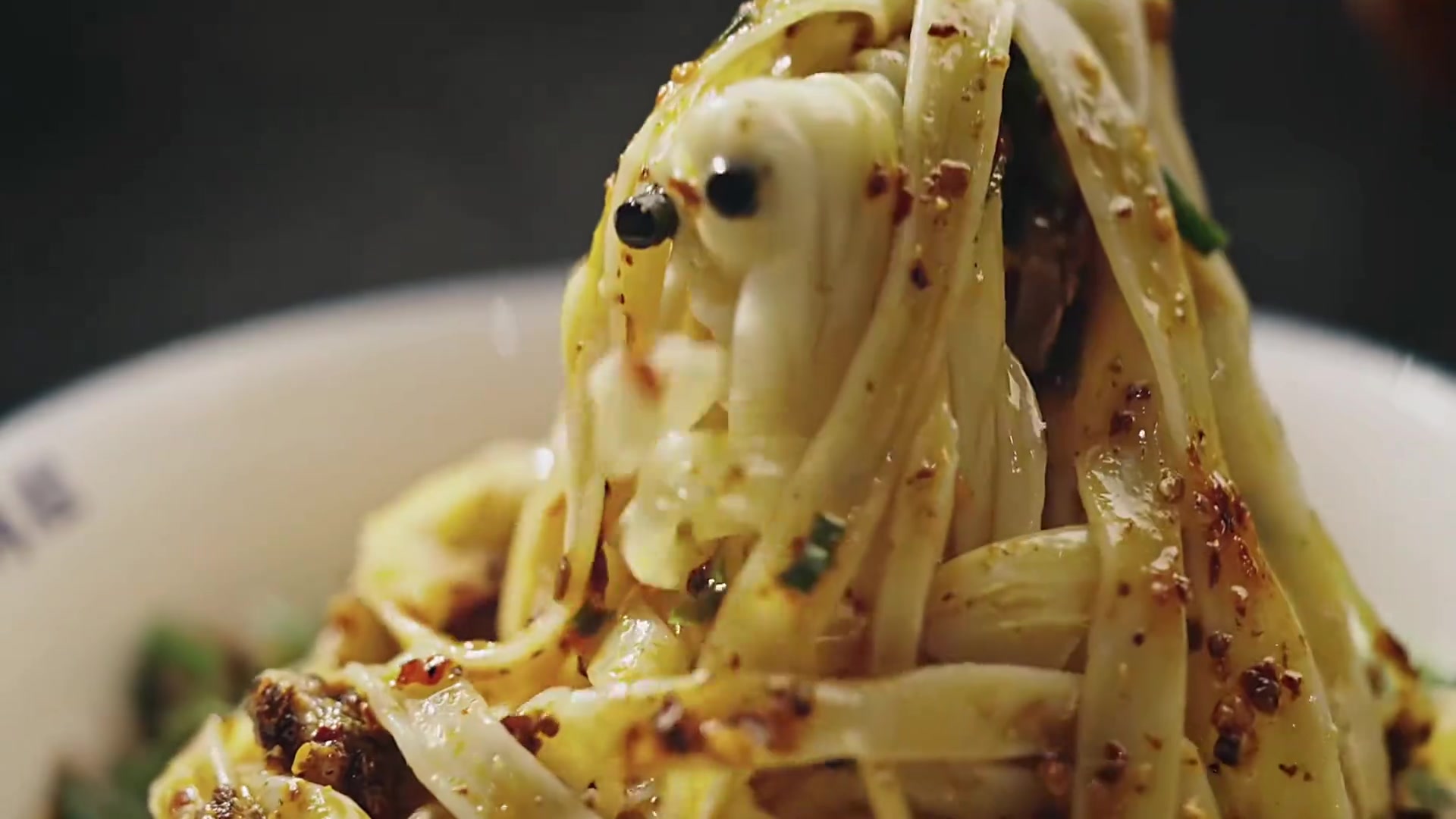 兰州人的早晨！是从一碗拉面所开始的！