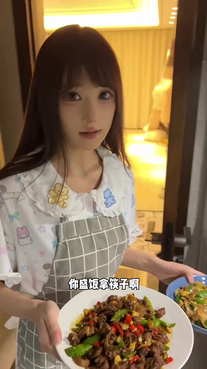 中式恐怖之女朋友炒完菜我忘记蒸米饭