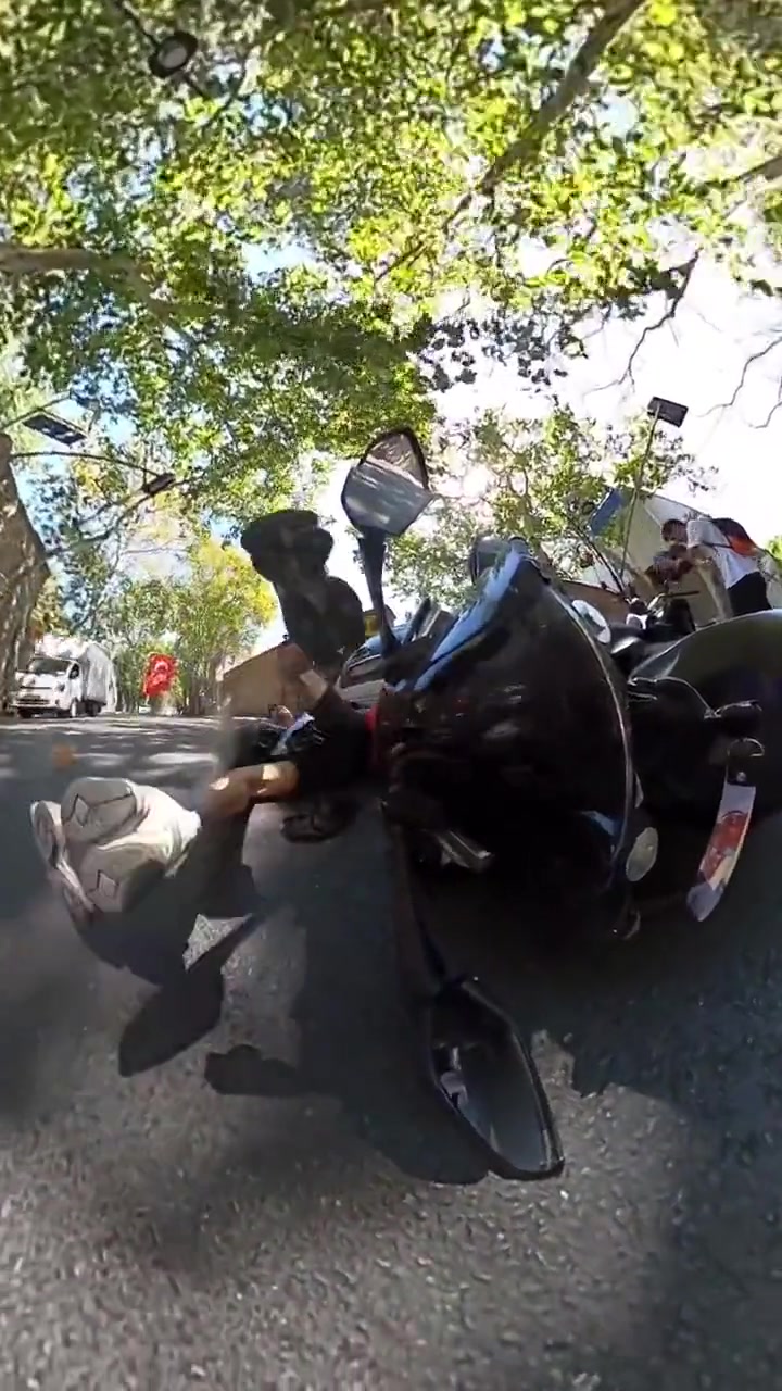 什么无良厂商，把刹车换成了喇叭