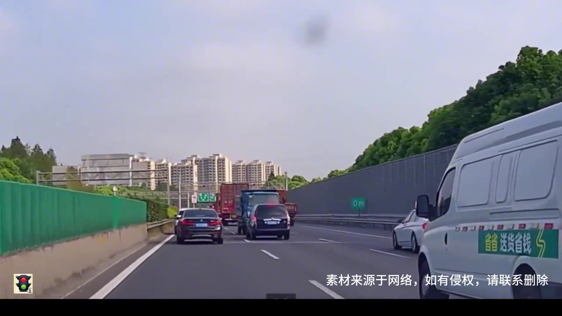 本来好好的，来个180度调头，什么情况