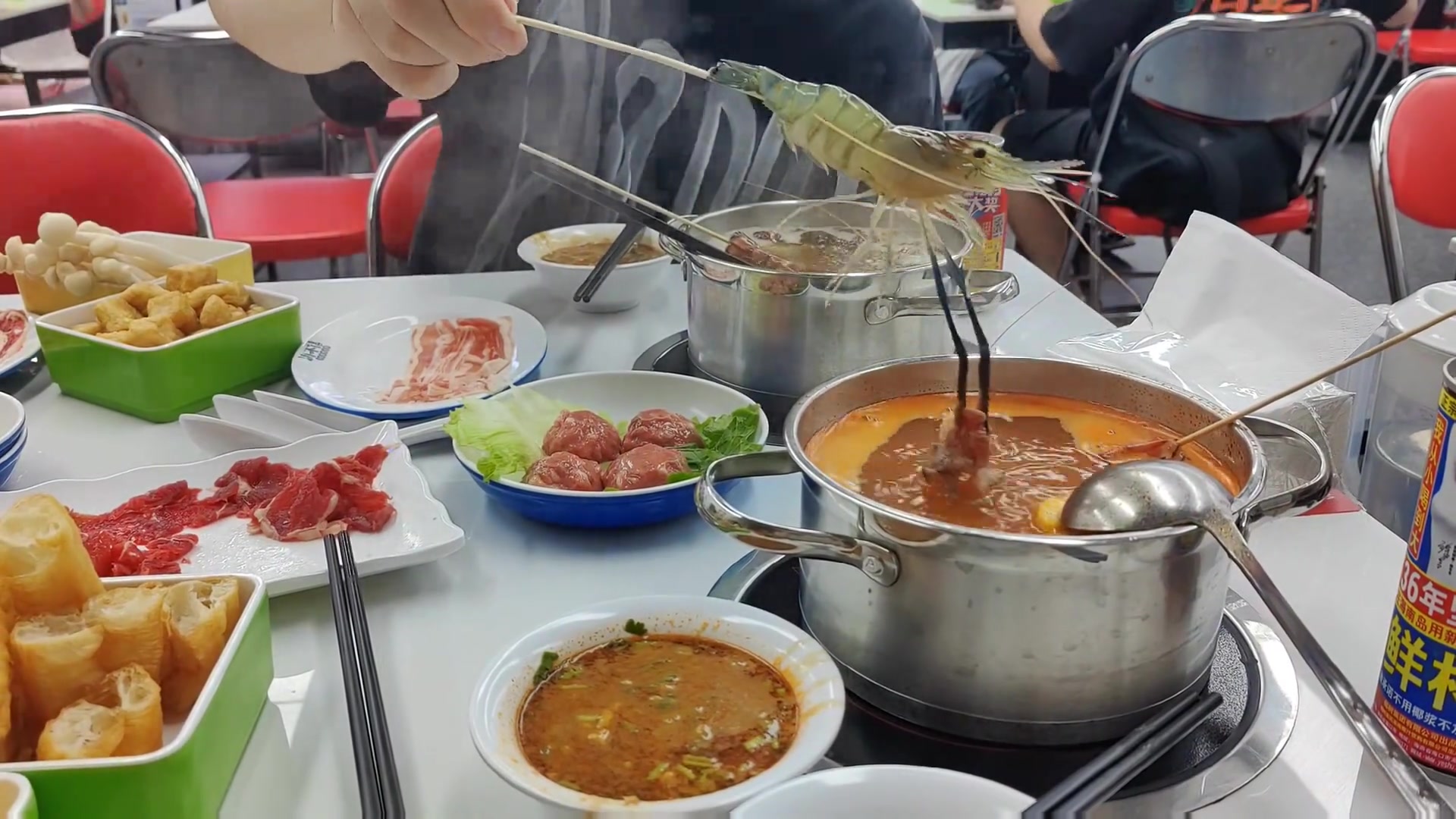 虾师傅的手没烫红我不吃！