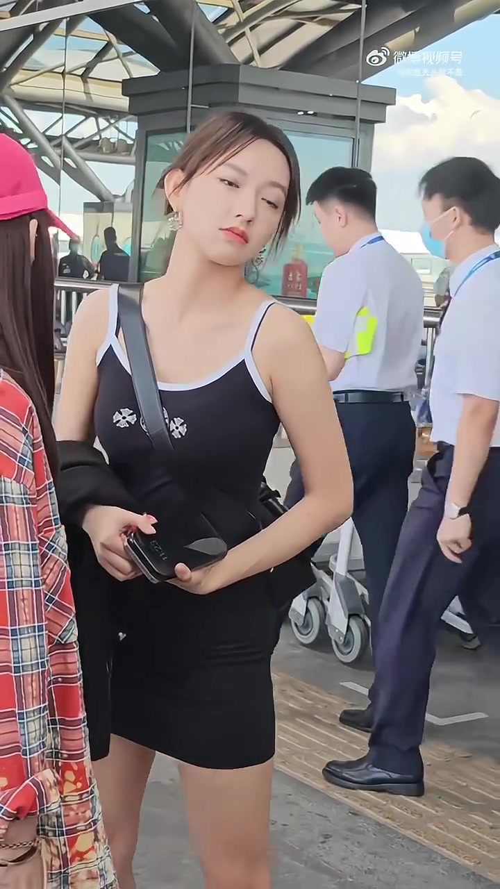我怎么感觉程潇瘦了好多！