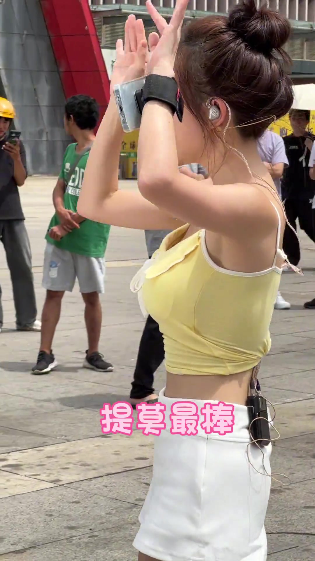冯提莫最近在哪呢我都想去线下看看她了！！