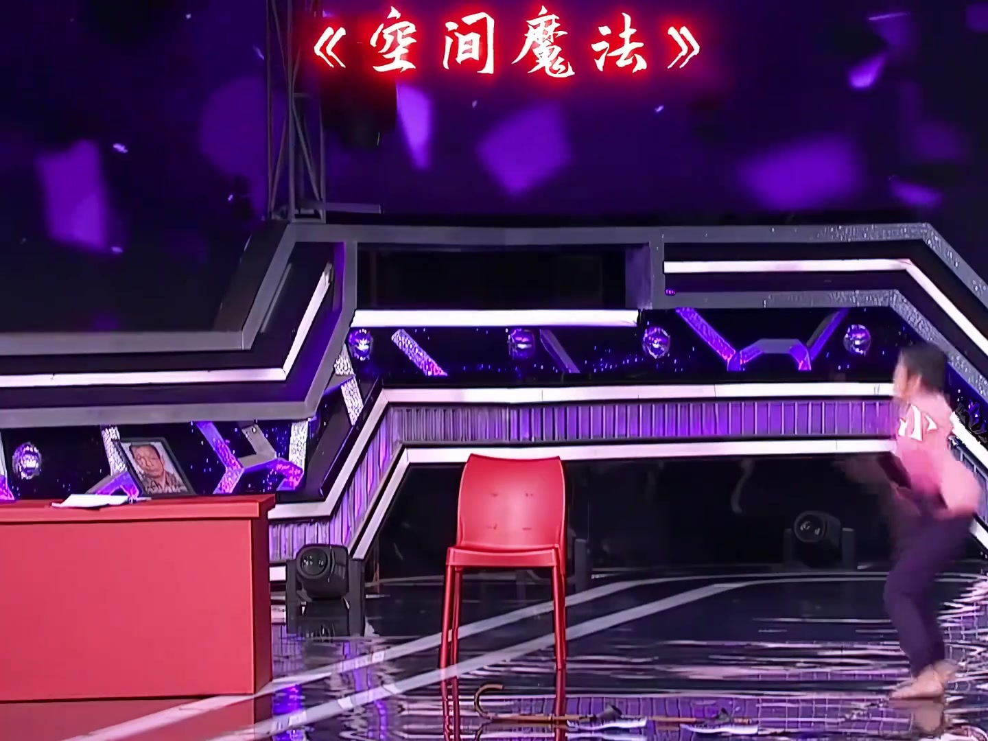 国外达人秀震撼全场,评委不敢看了