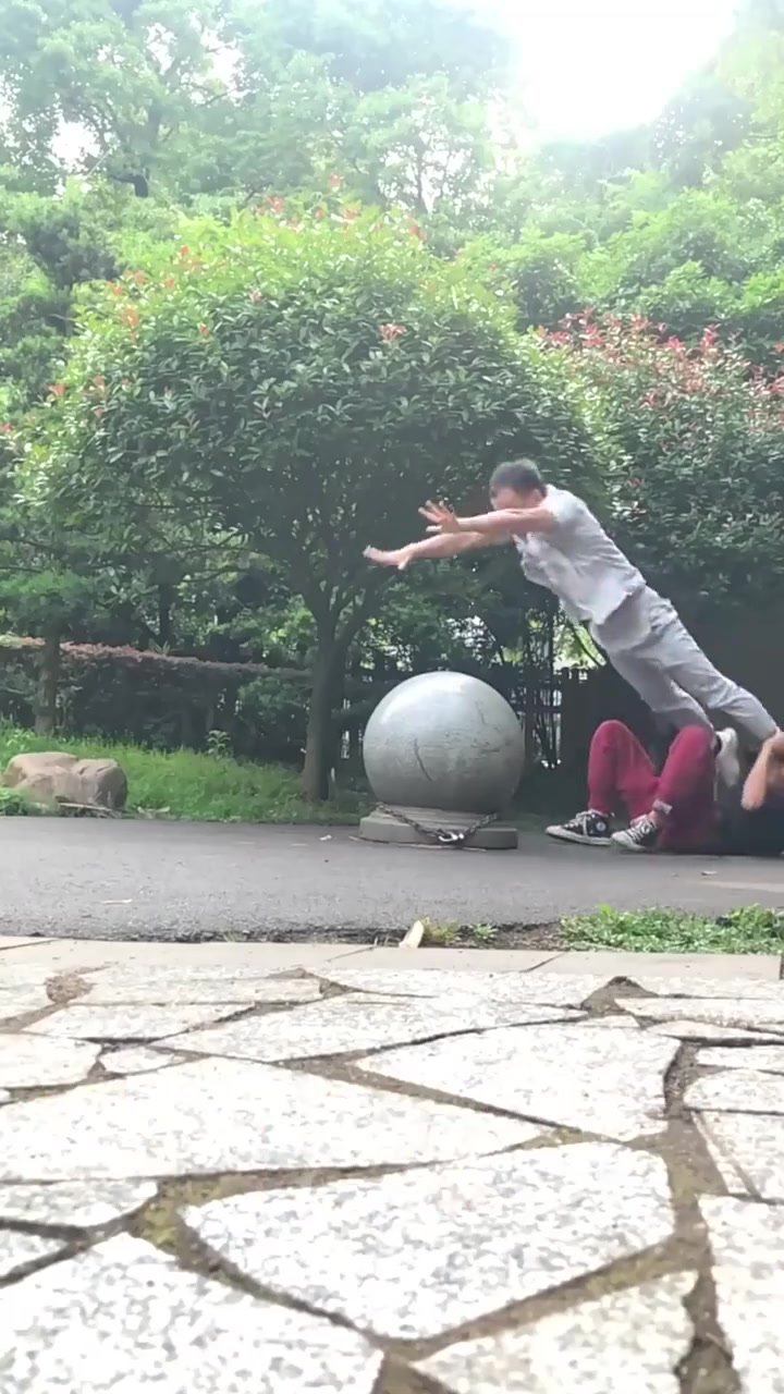 原来星爷没有骗我，这个武功需要天赋和努力！