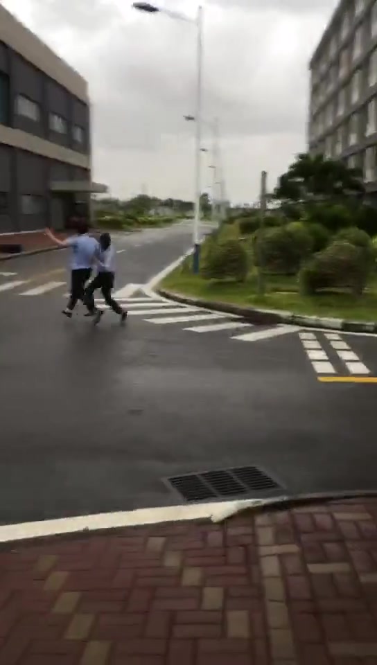 胖的优势终于体现出来了