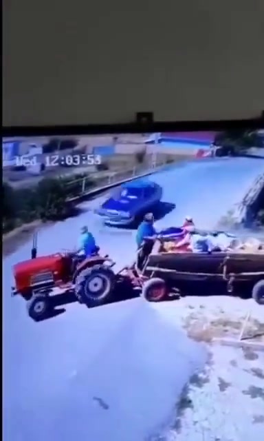 大爷我头一次从这个方向下车