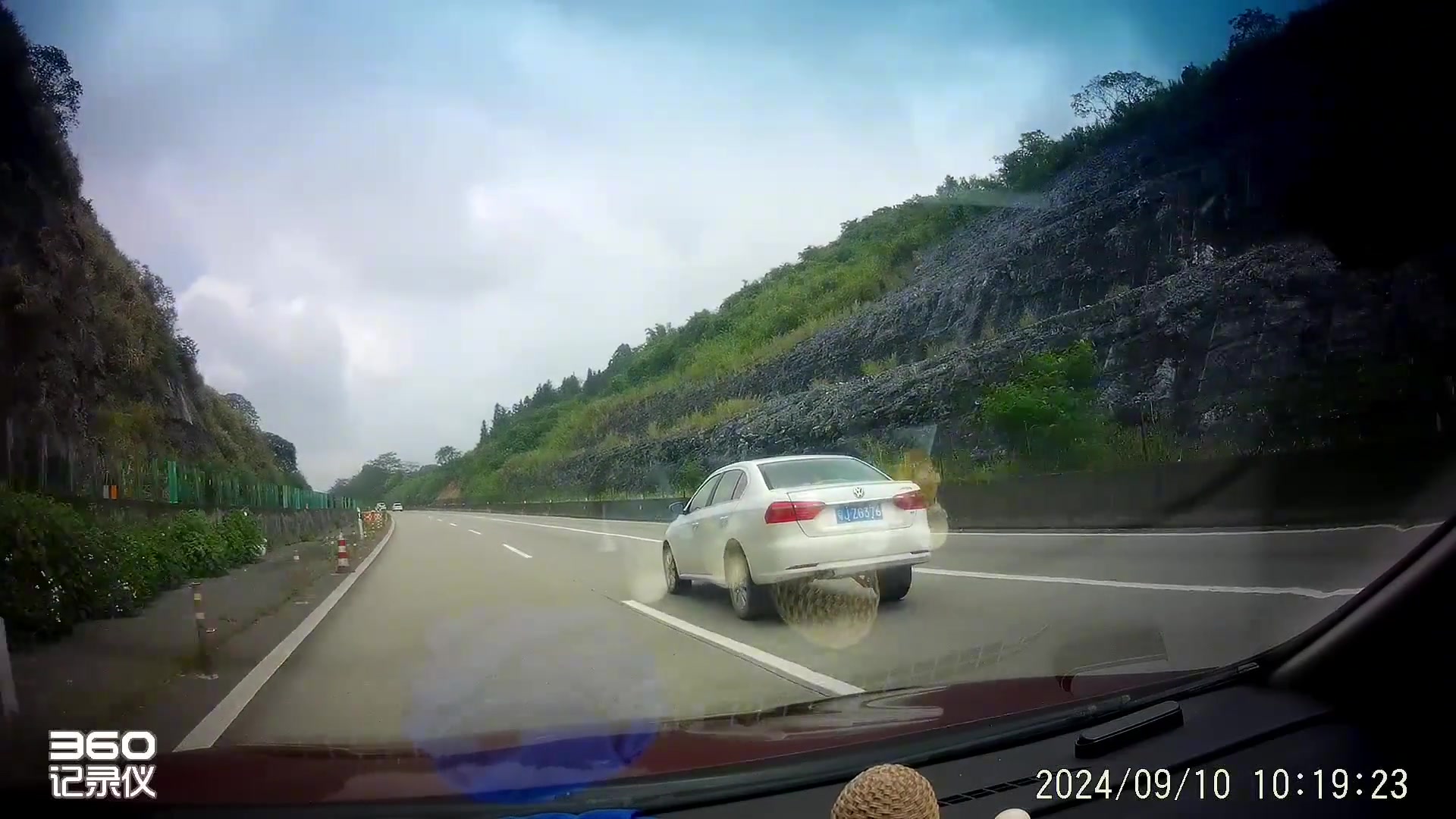 行车路上的那点事，大家乐呵乐呵