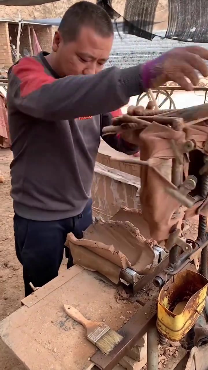 为房子遮风挡雨的屋瓦是这样生产出来的！