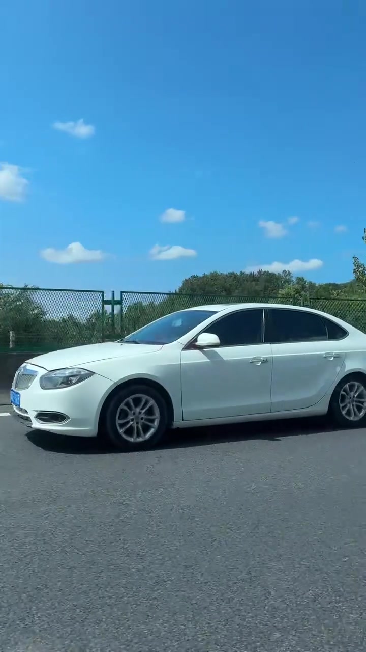 新手必学倒车技巧之高速倒车十二分不知道够不够扣啊