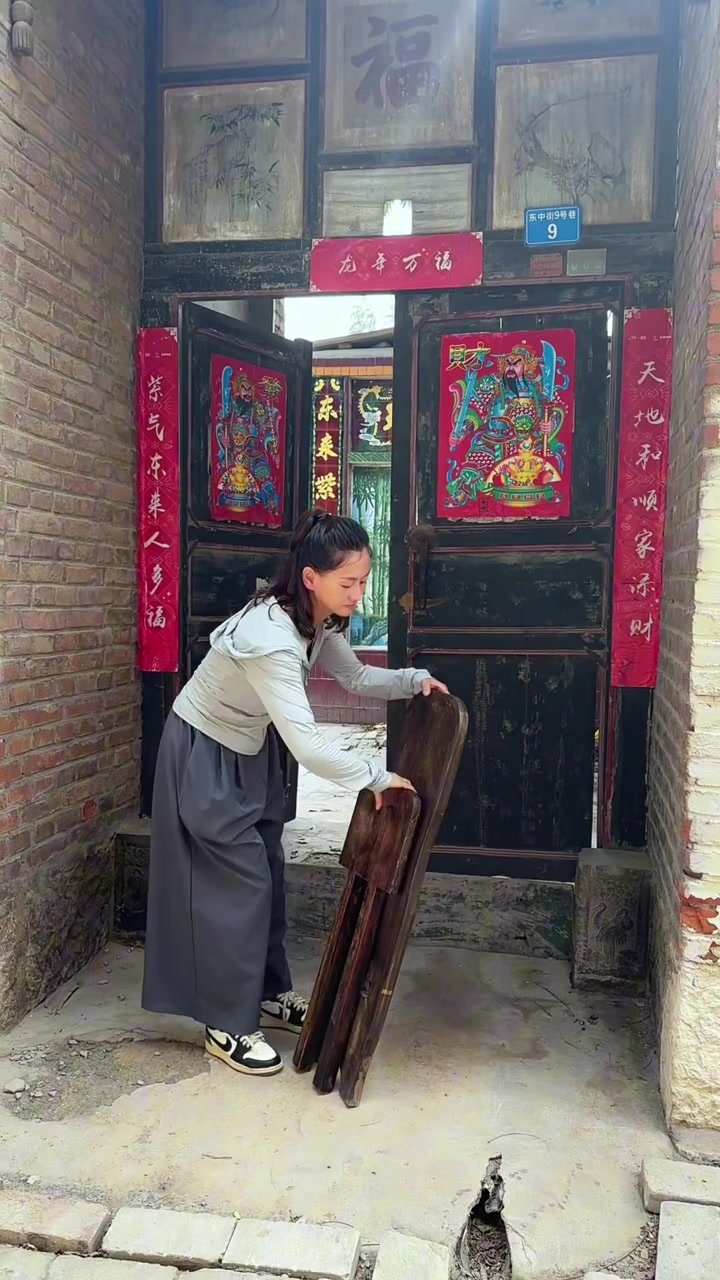 中国古人的智慧，两块结实的板子，组成一个好用的椅子