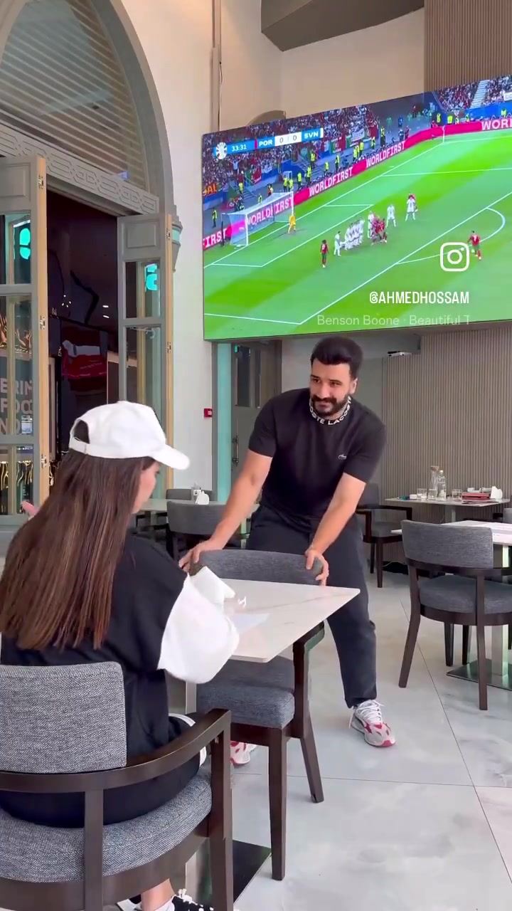 男的有时候为什么要无事献殷勤多半是有原因的哈