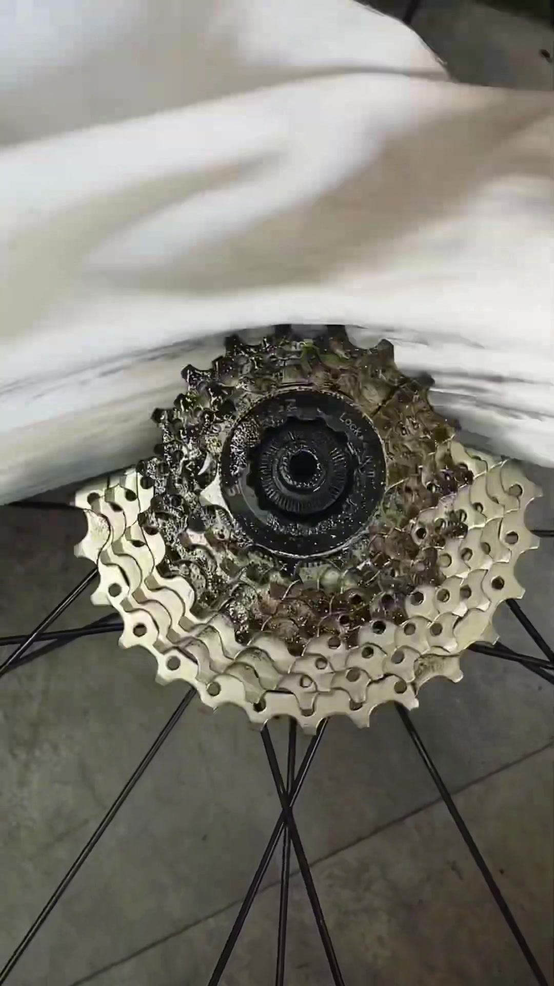 超解压飞轮清洗！明天就去洗共享单车！