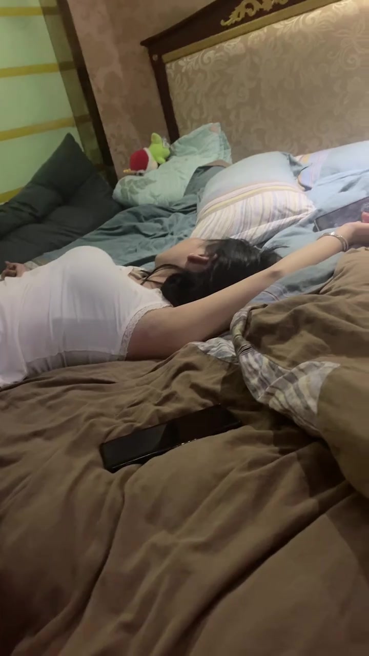 煮熟的鸭子，就剩嘴硬了...