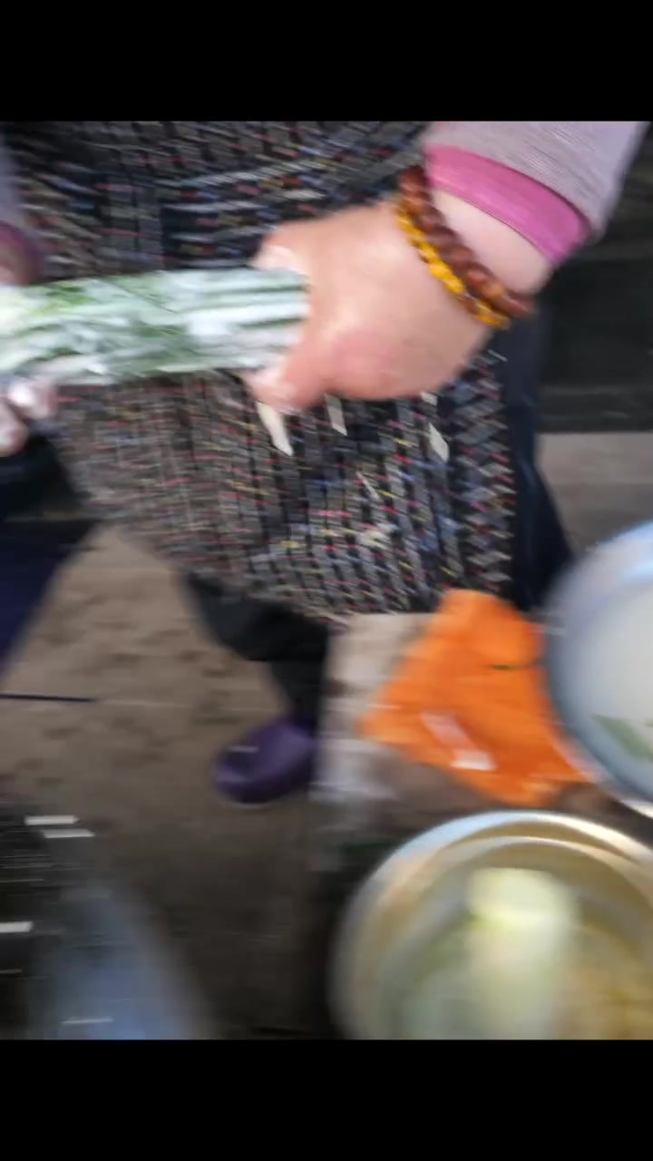 没想到葱还能这样吃，感觉挺香的！！