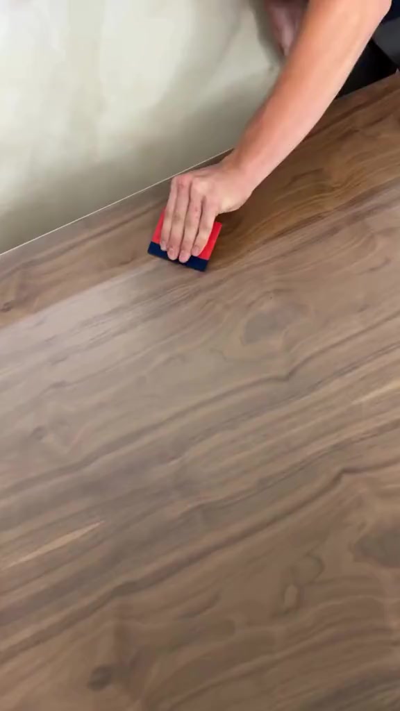 这么好的膜，不得再贴一张保护起来doge