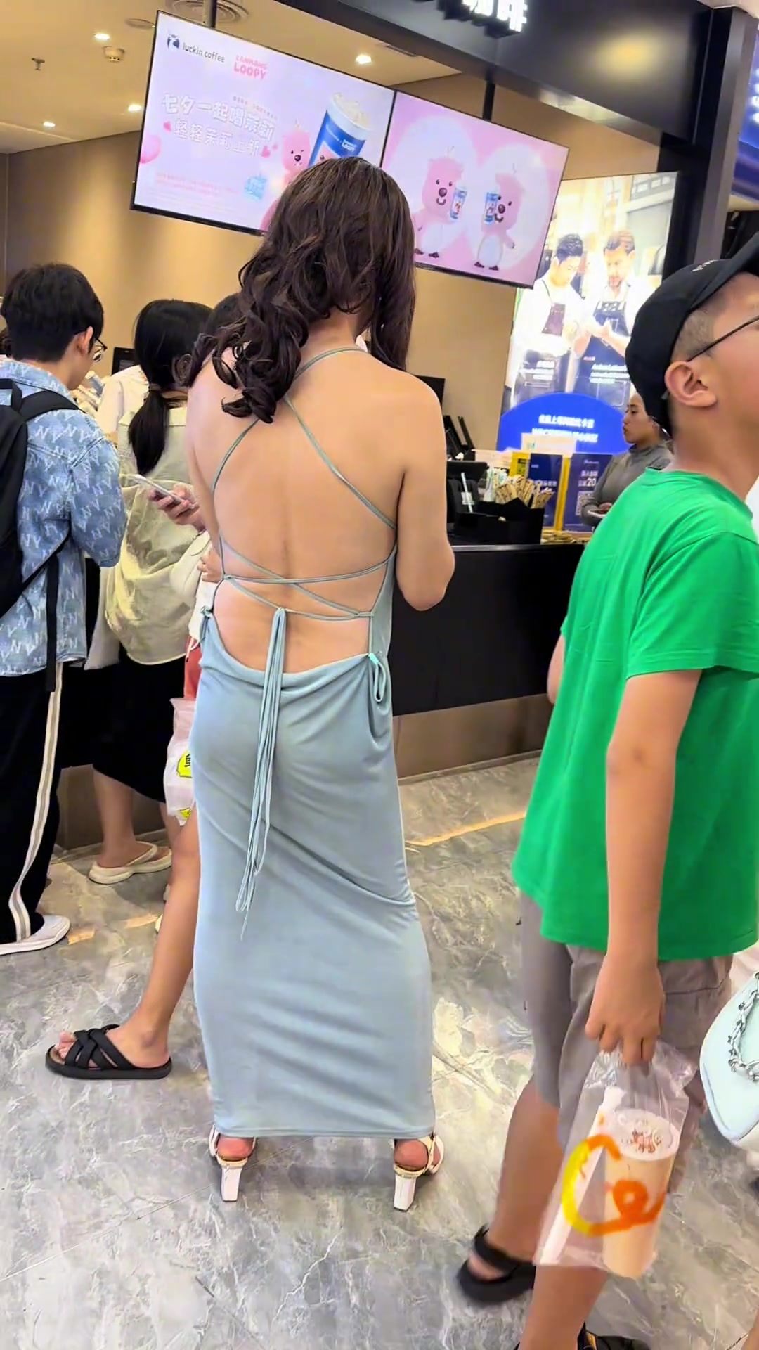 “这是做了大哥好多年如今不想做大哥是吗”