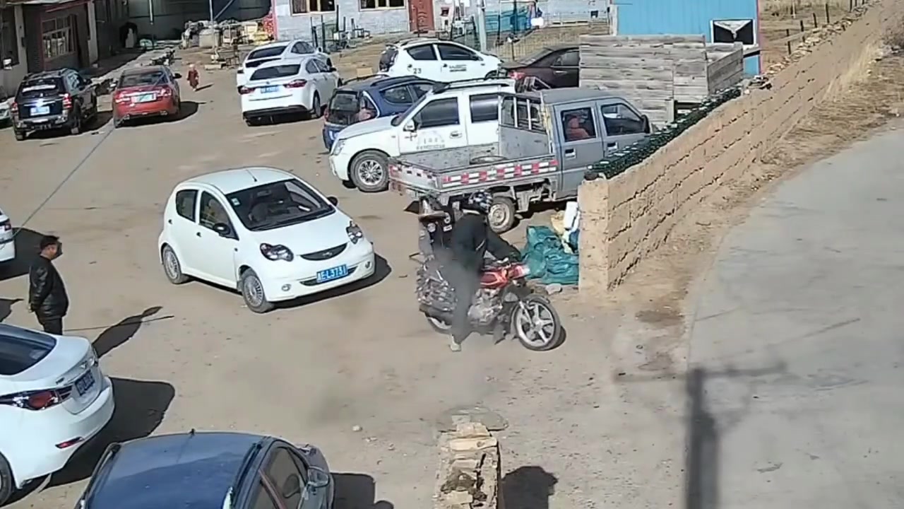 一顿操作猛如虎定睛一看原地杵