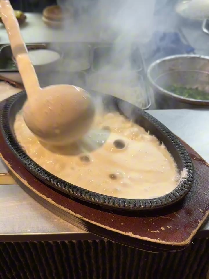 蟹老板看到这汉堡都会沉默了！！