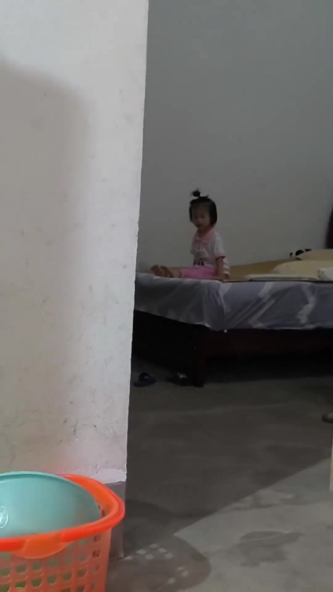 娇儿恶卧踏里裂