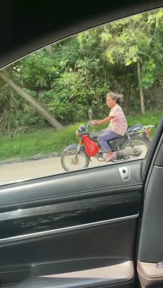 大娘正是出来闯的年纪