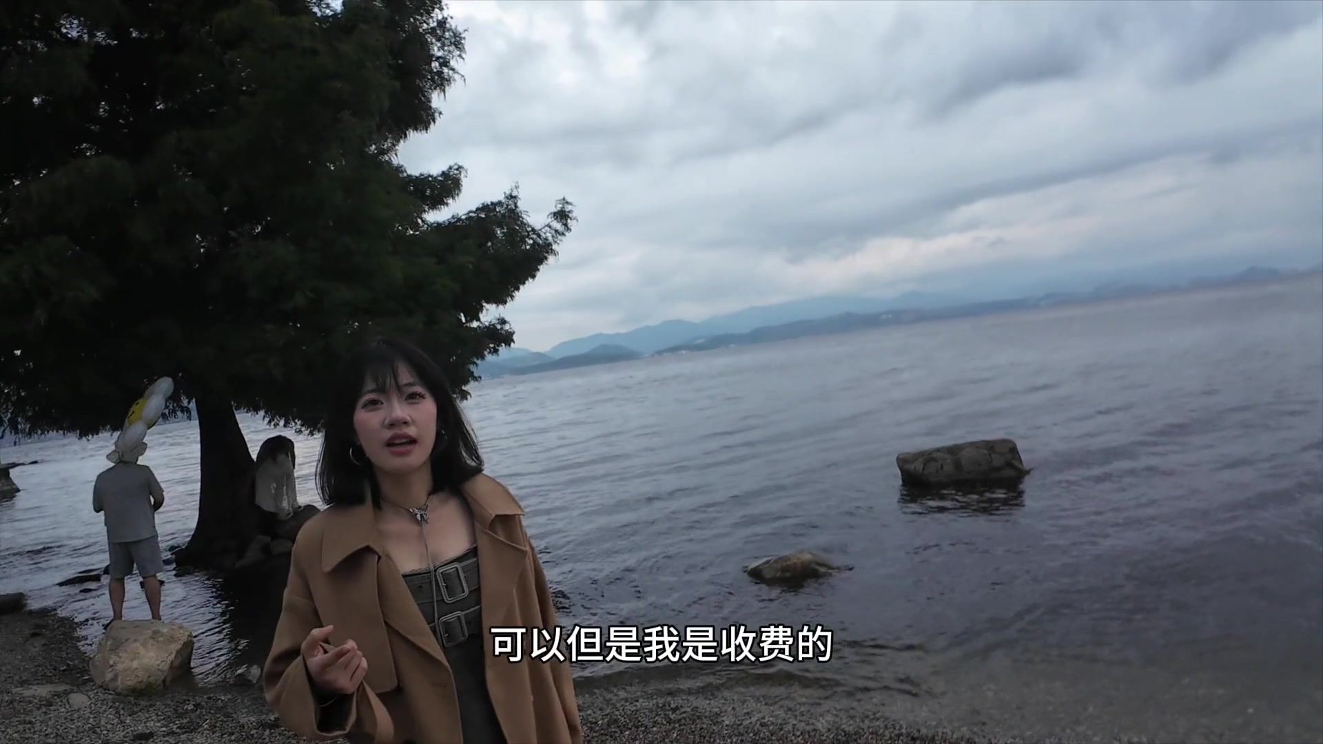 新时代的电子切糕诞生了！来看看时薪6000的摄影师是咋工作的