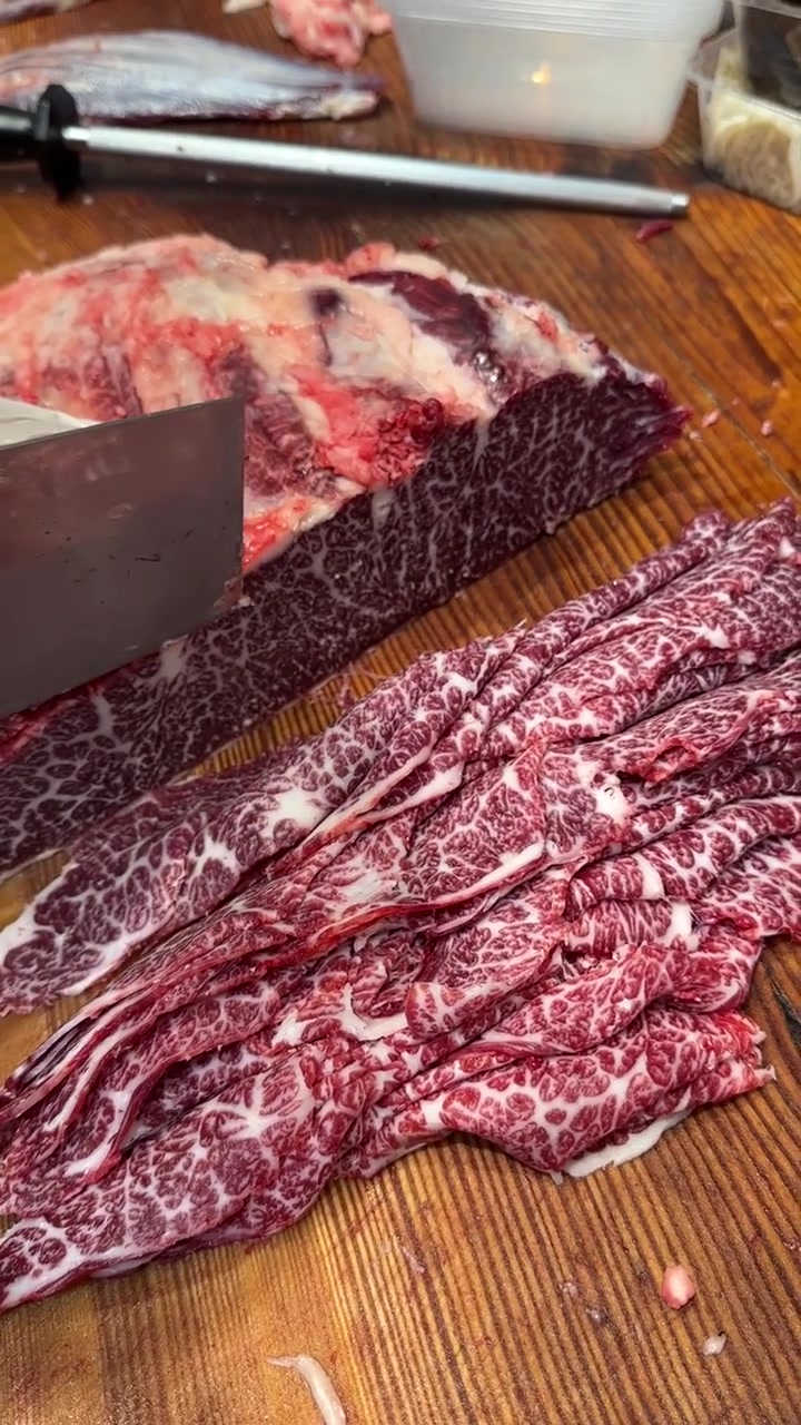 这牛肉纹路也太好看了吧！