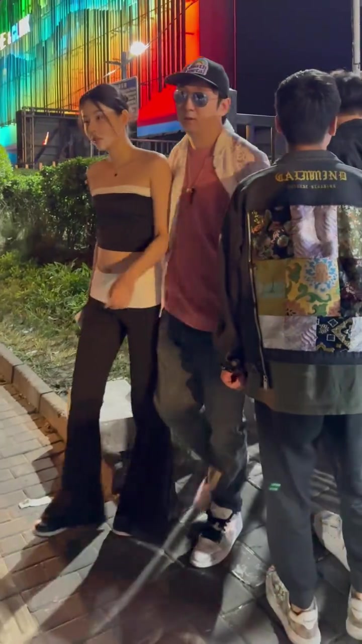 王思聪的品味下降了