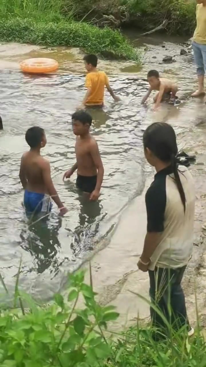 小朋友们直接硬刚三个回合