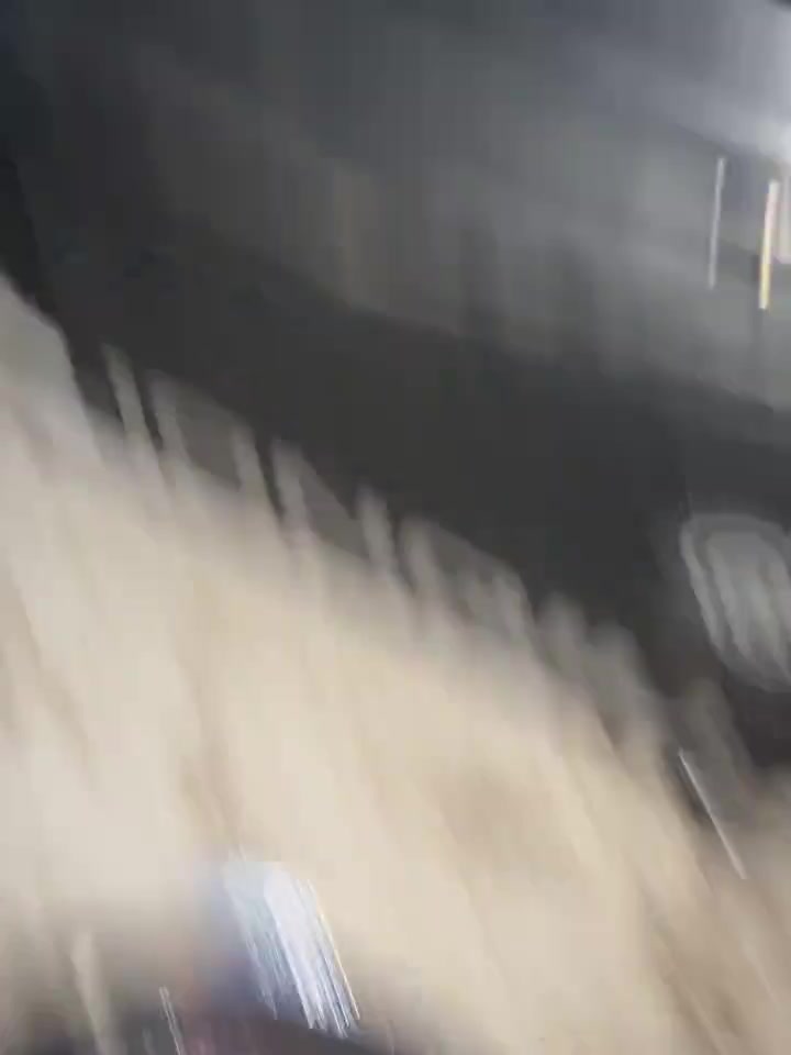 鱼：拍完了吗拍完我走了