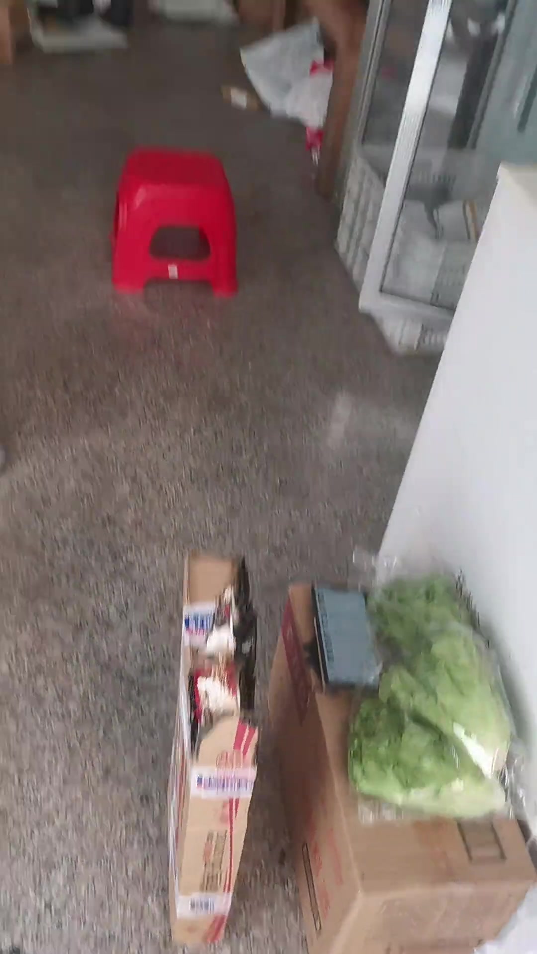 好危险啊，还好没放在货架上，不然就烧完了！
