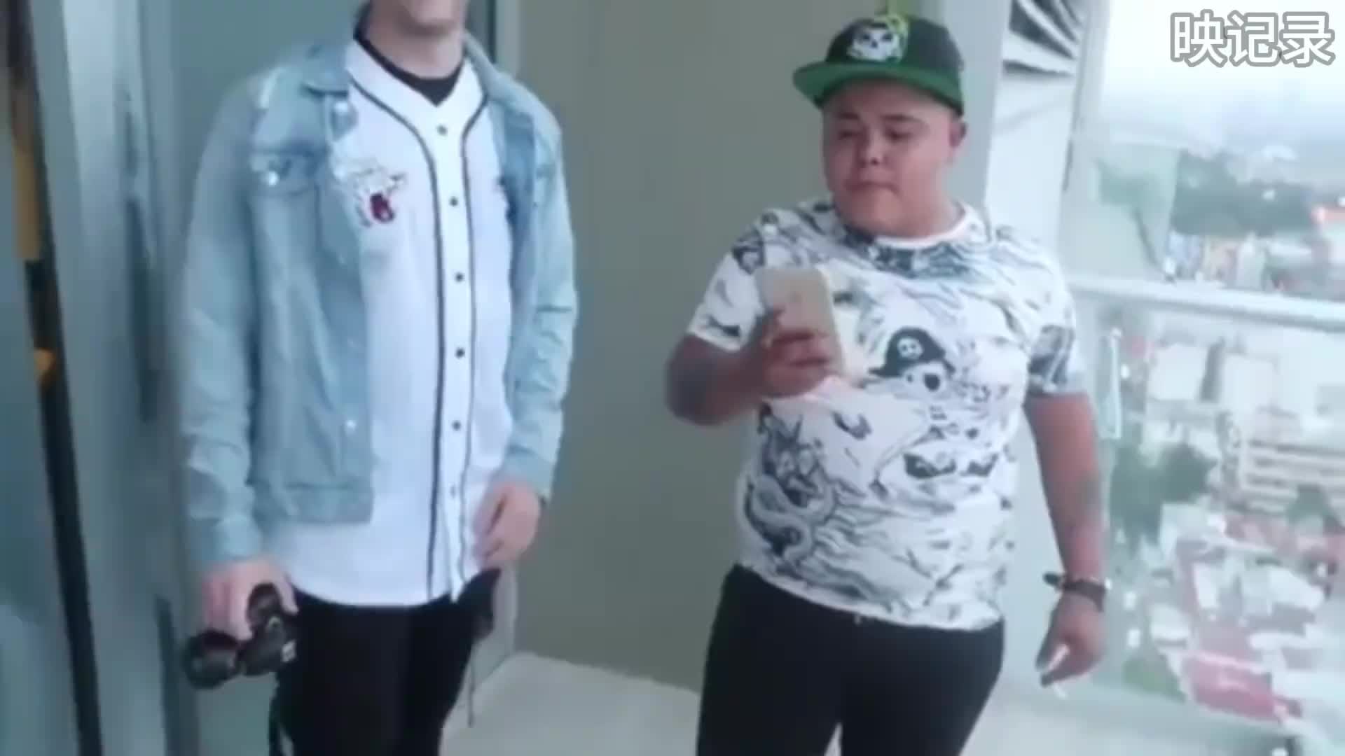 墨西哥网红为了出名连命都不要了！