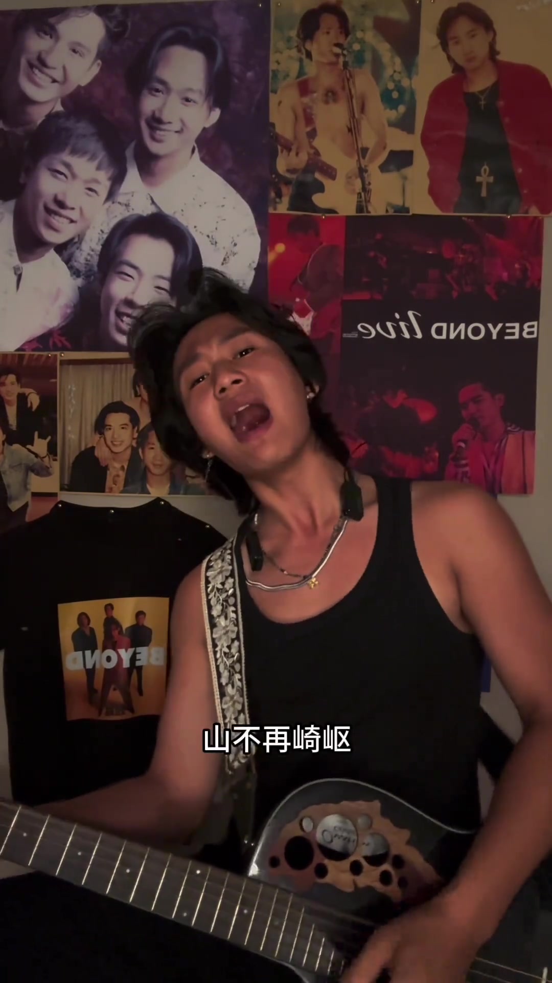 别的不说哥们儿长得像唱得也像！