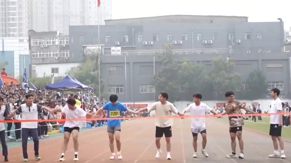 竞技体育！搞这种友谊第一不合适吧
