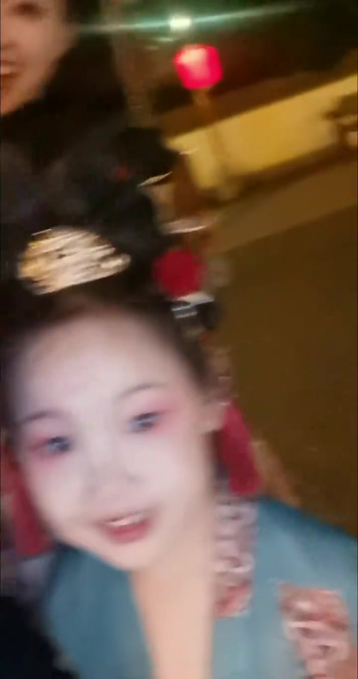 手机被好心人送回来几天后发现这家人留下的小礼物