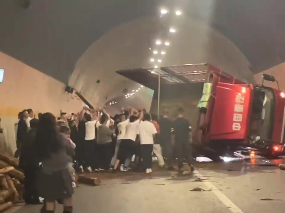 团结就是力量，为中国人点赞