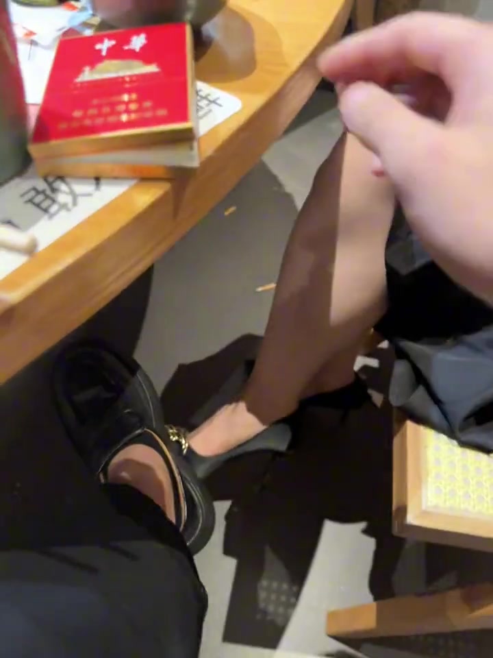 她这是什么意思啊！