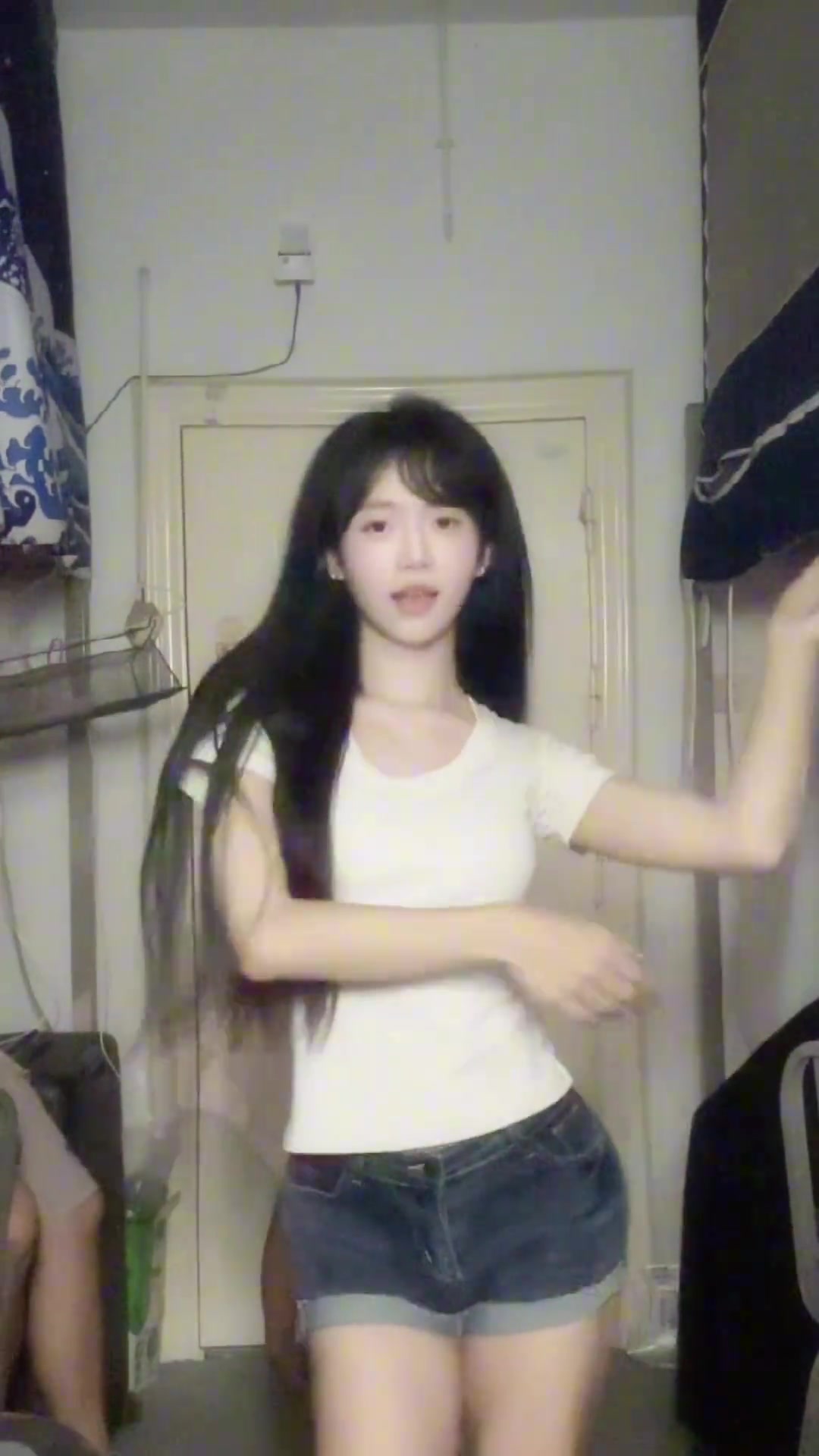 也太可爱了吧！所以，他真的是男大生吖