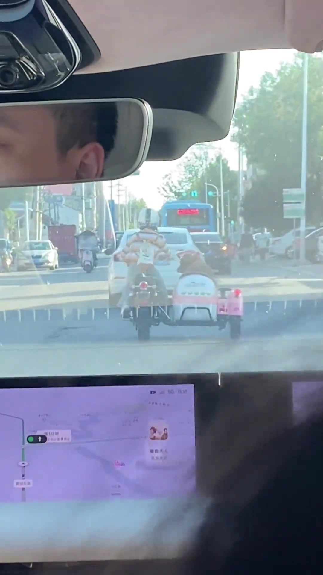一路上数不清挨了多少个大逼斗