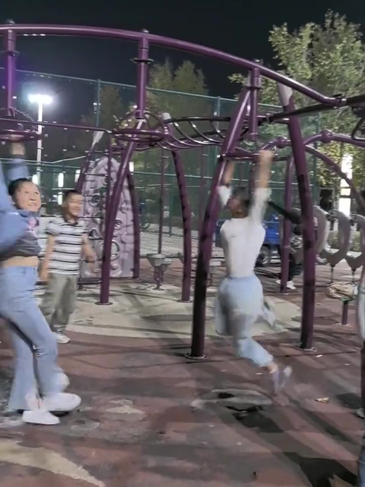 迷糊没！不迷糊走两步