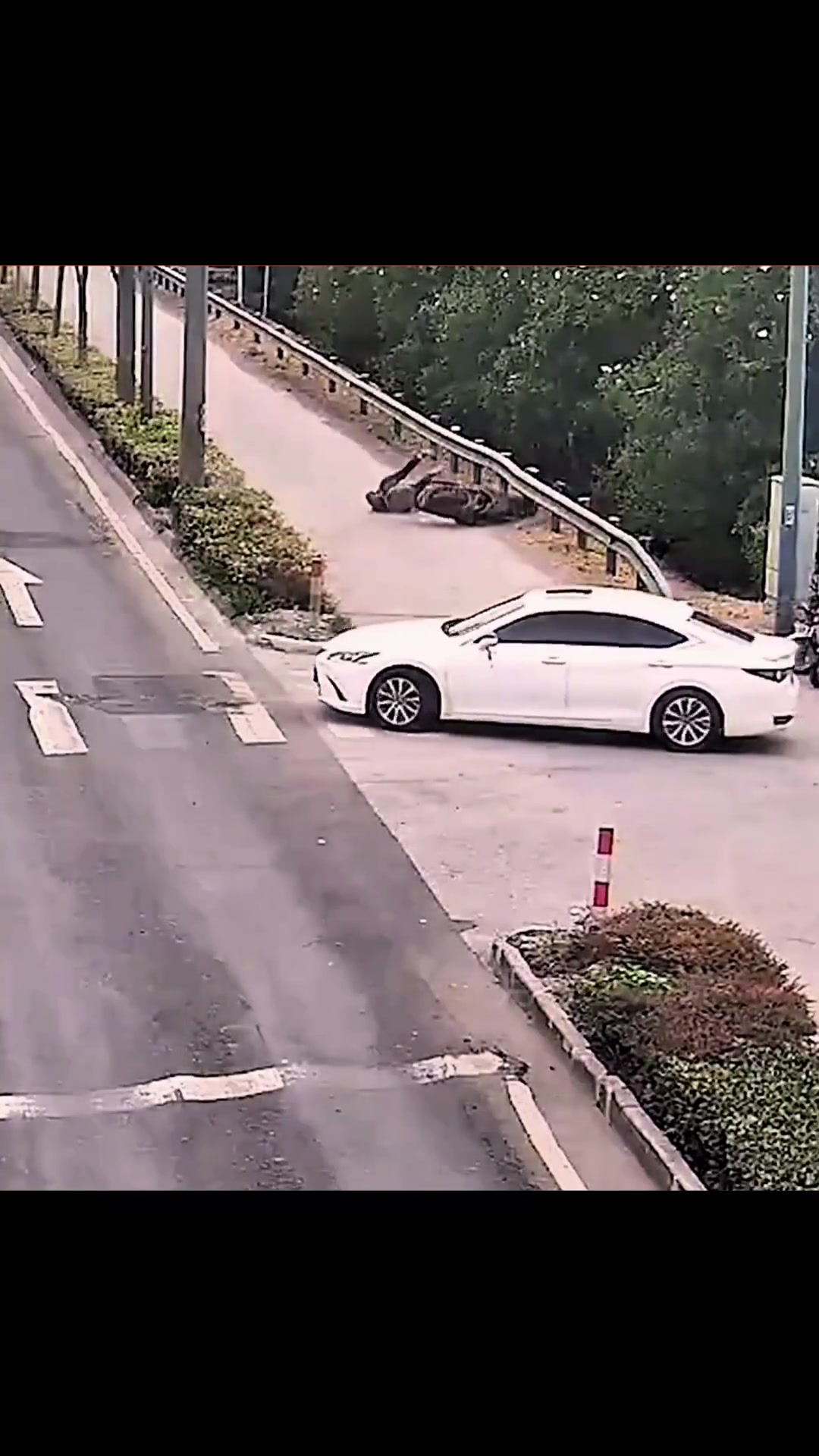 这应该跟汽车没有关系吧！！