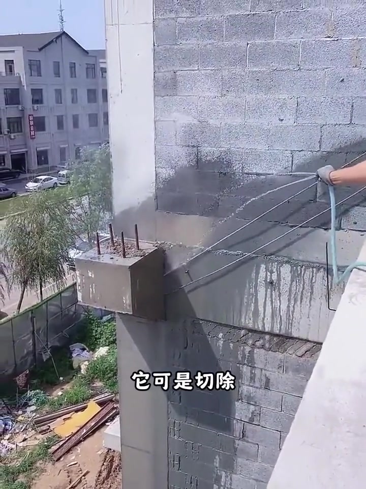 这就是传说中的金刚石切割绳吗这真是削铁如泥啊！
